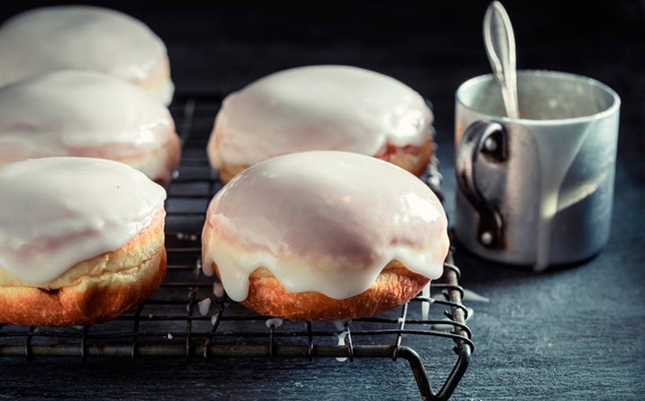 Cómo hacer donas caseras Donas con glaseado blanco