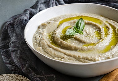 https://www.recetasnestlecam.com/sites/default/files/inline-images/licuadora-inmersion-para-hacer-hummus.jpg