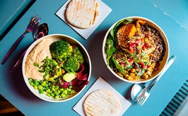 Dos preparaciones distintas para comer vegetales en el día a día.