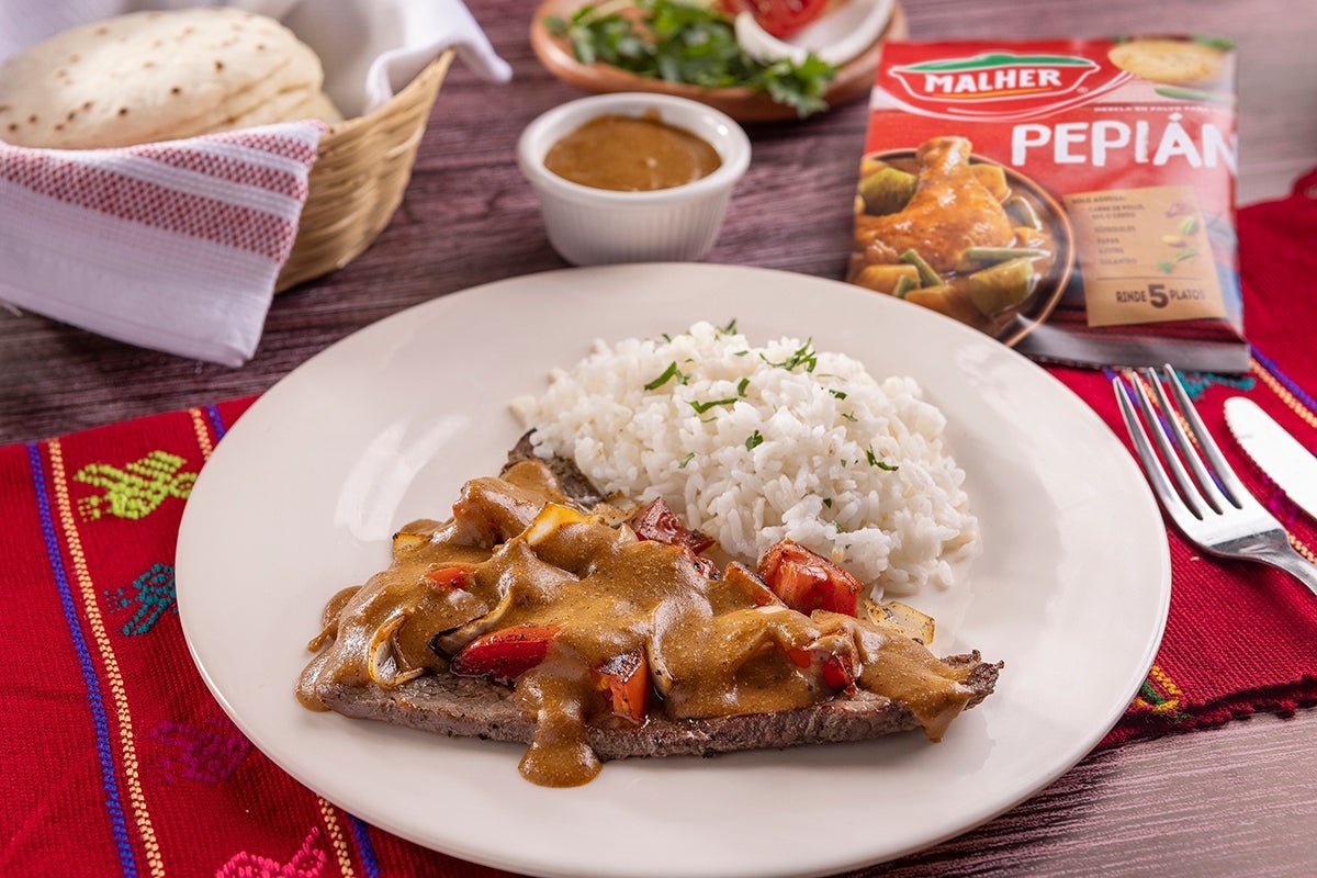 Bistec con Salsa de Pepián