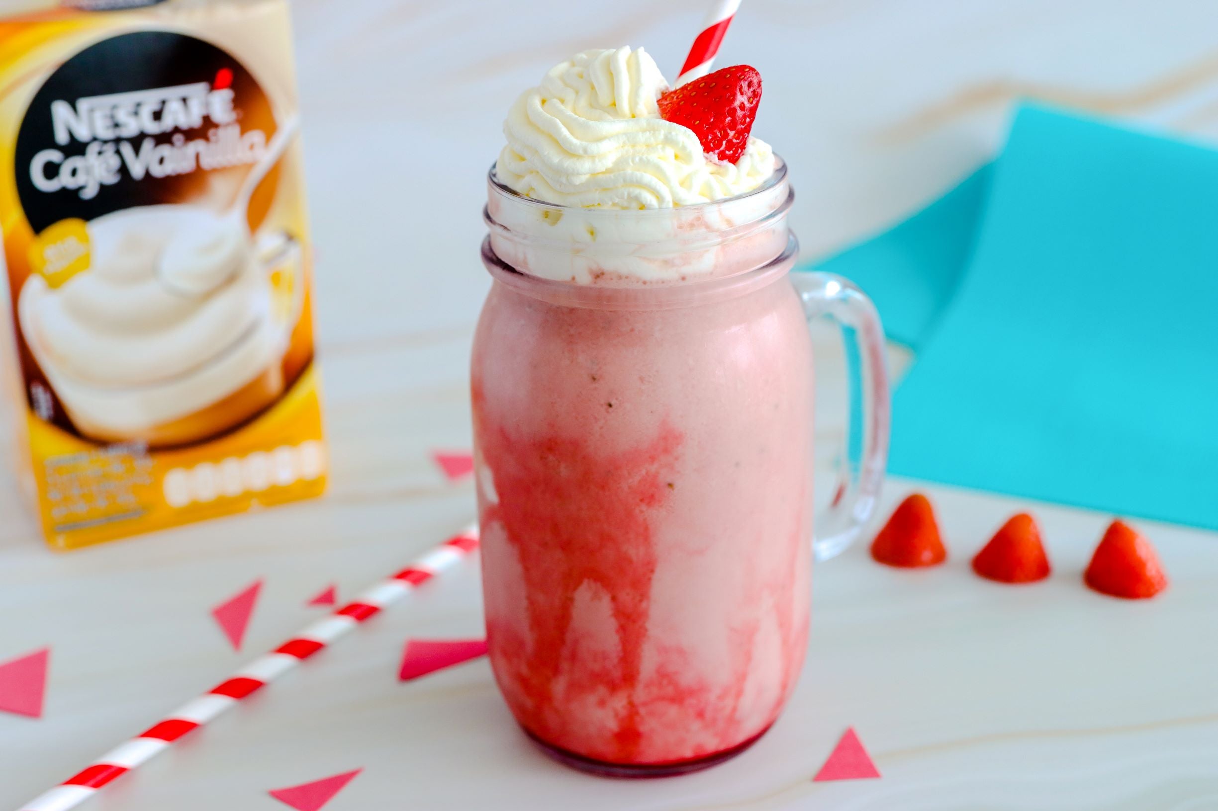 caf-helado-de-fresa-y-crema-recetas-nestl