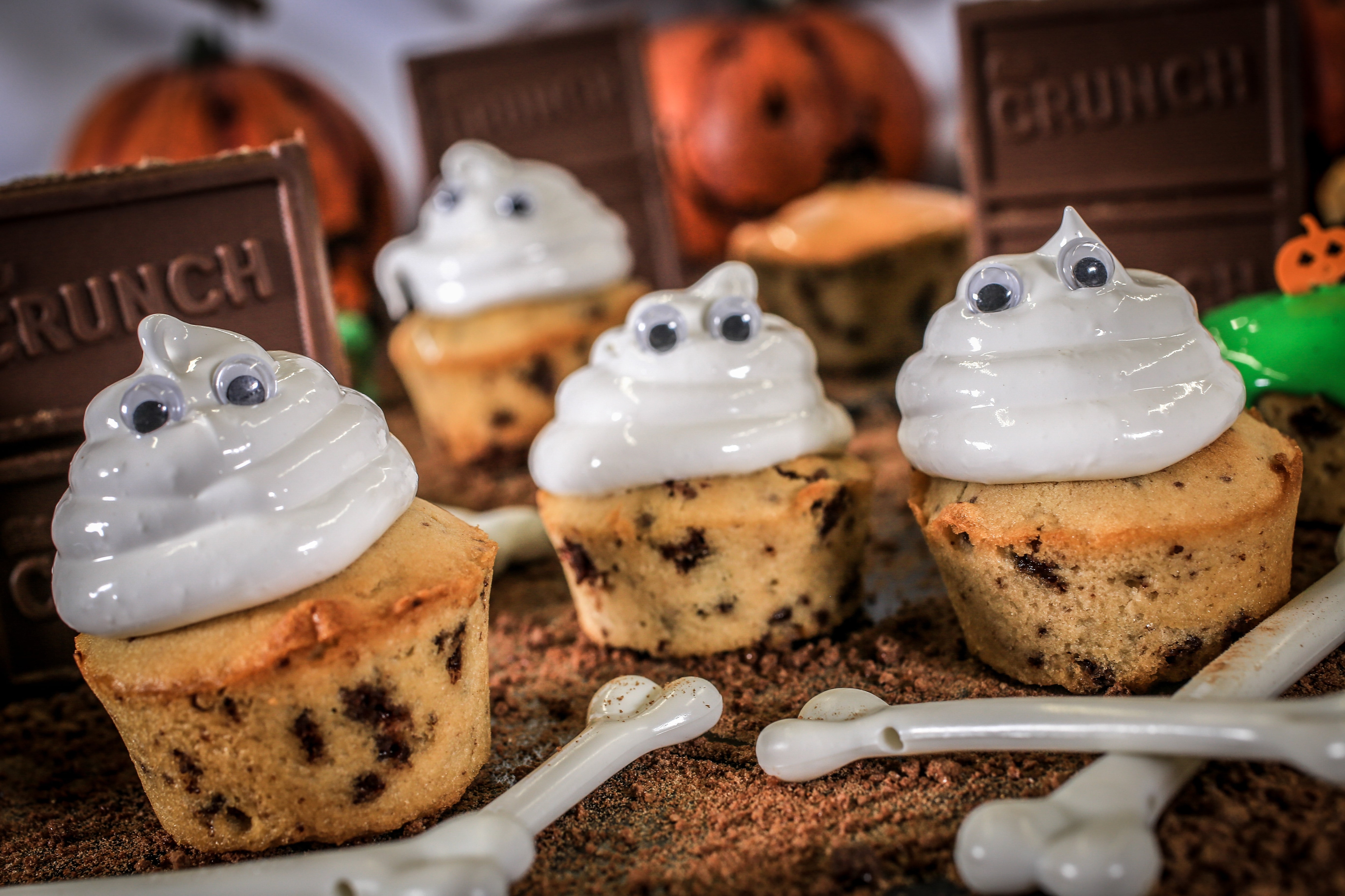 Mini Cupcakes Fantasmas de CRUNCH®
