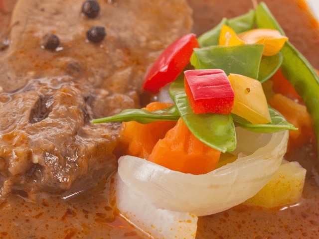 Lengua guisada