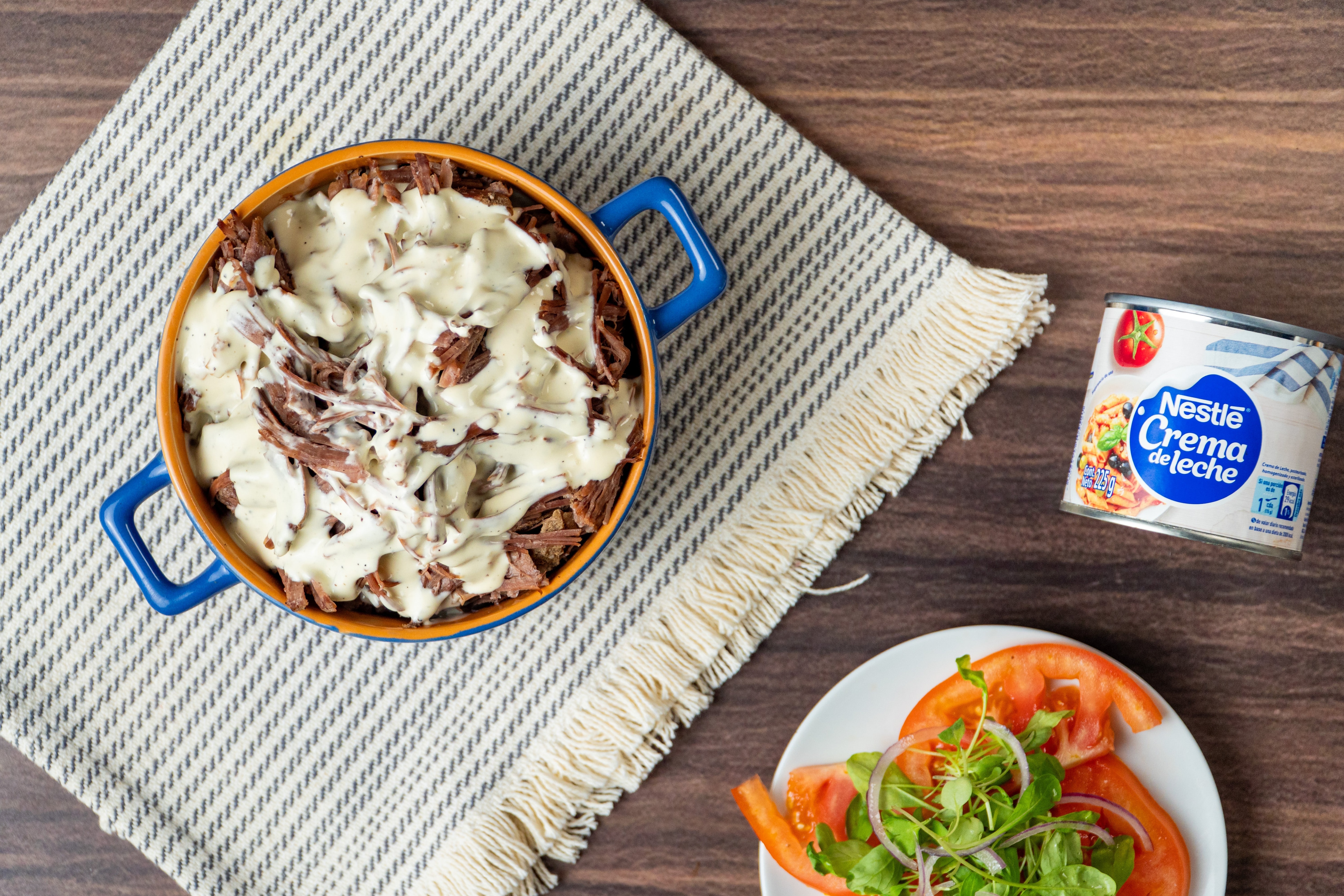 Carne de Res con Salsa Cremosa a la pimienta Carne de Res con Salsa Cremosa a la pimienta