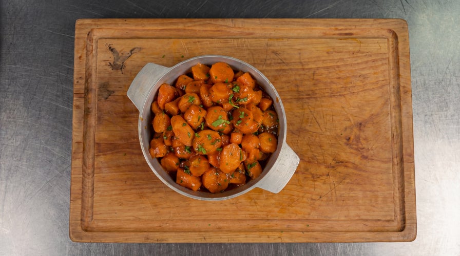 Salchichas Guisadas con Achiote Salchichas Guisadas con Achiote