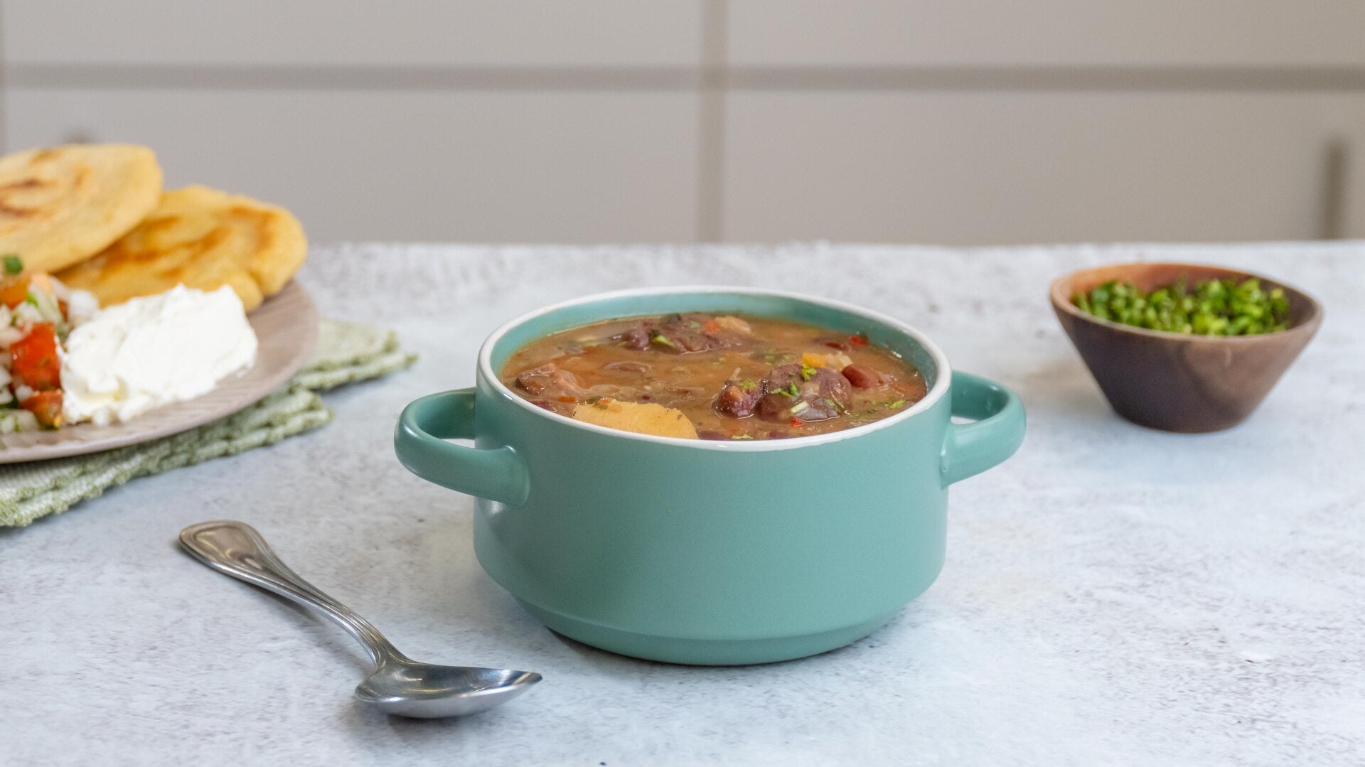 Frijoles con Costilla El Salvador