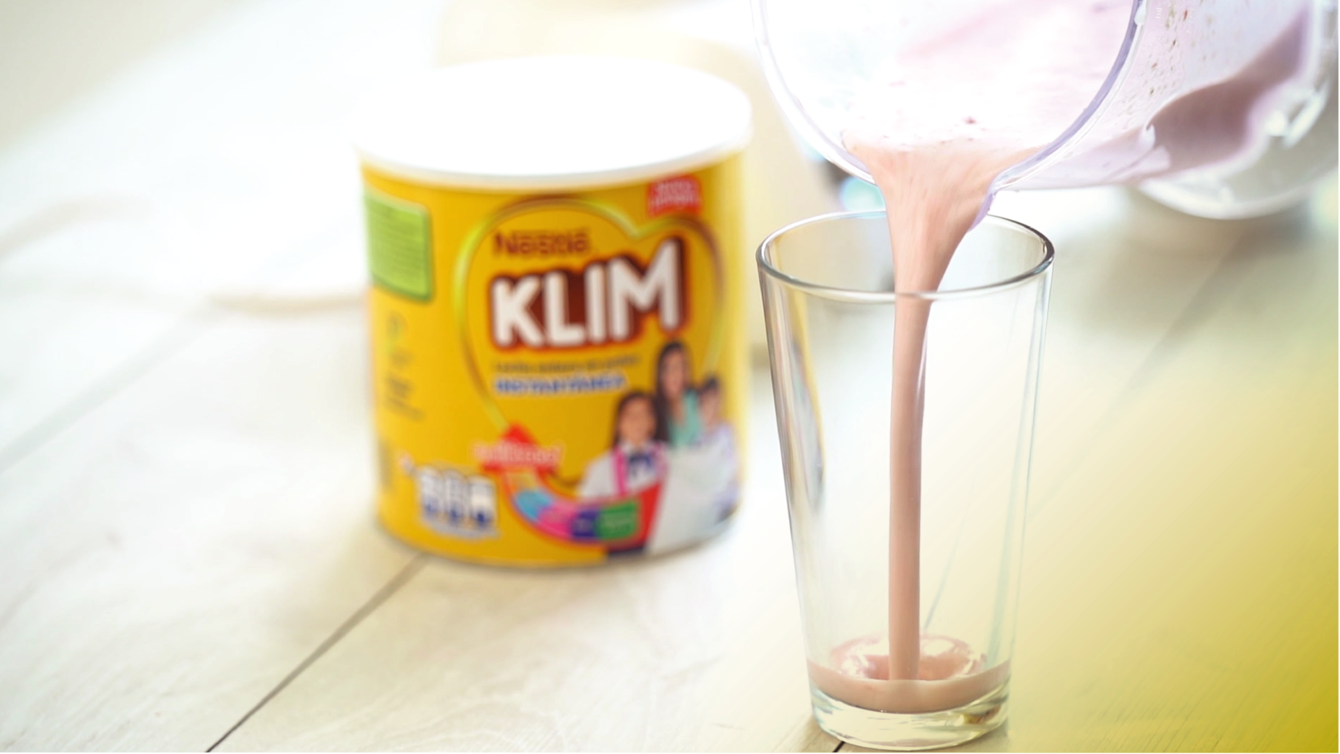 Batido de Banana y Fresa con KLIM