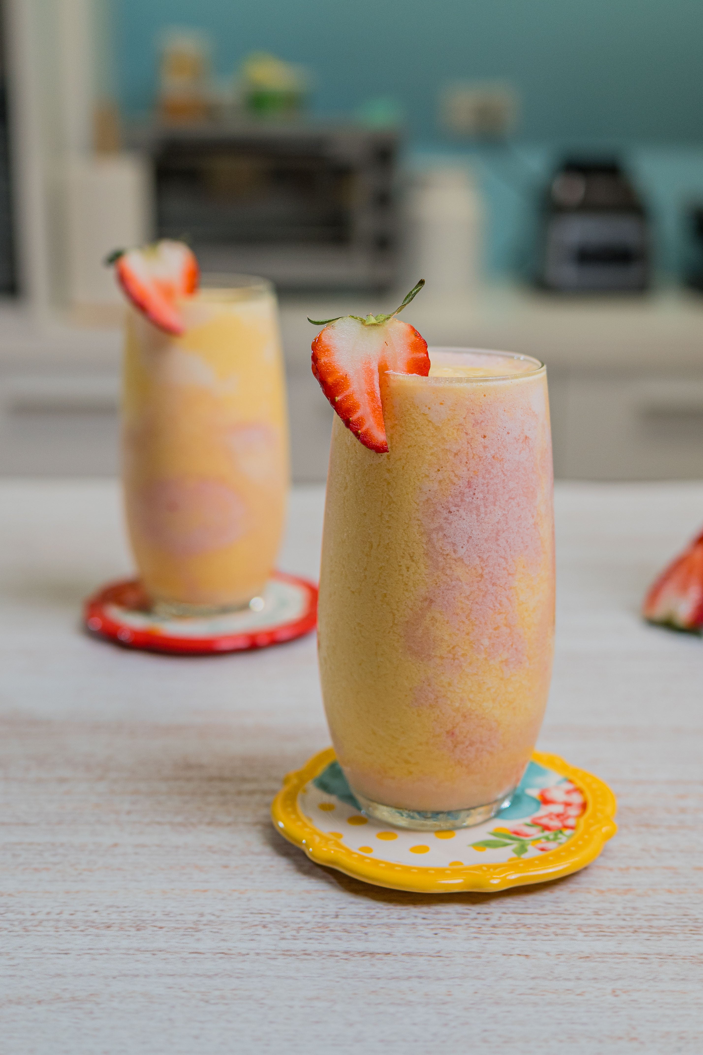 Batido bicolor de Mango y fresa