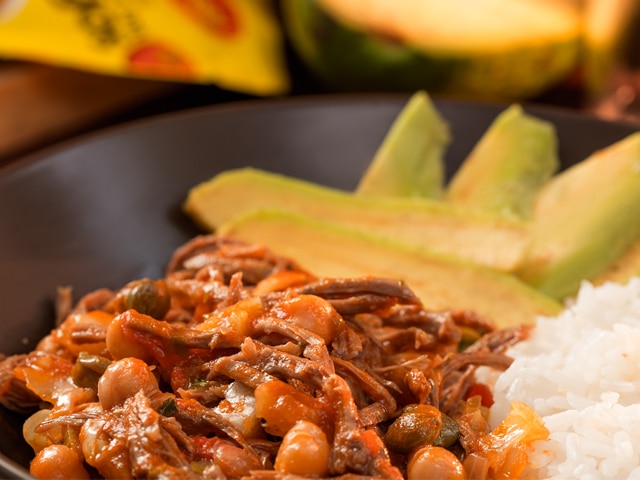 Ropa viejo al estilo cubano | Recetas Nestlé