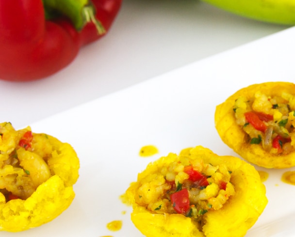 Canastitas de Plátano rellenas con Camarones en Miel