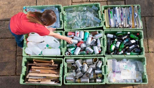 Materiales que se pueden reciclar, debidamente separados.
