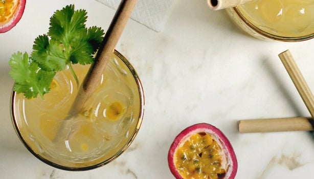 Jugo de caña con limón.