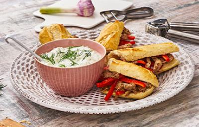 Salsa tzatziki y gyros Salsa tzatziki y gyros