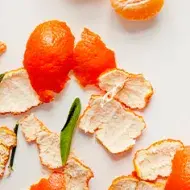 Cómo aprovechar las cáscaras de mandarina