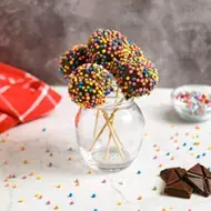 Cake pops de chocolate y chispas de colores  