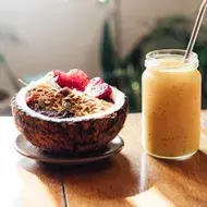 Bowl de frutas y cereal  