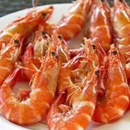 Mariscos frescos, receta con calamar, camarones y langostinos