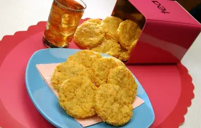 Galletas de Corn Flakes Nestlé© con Queso Galletas de Corn Flakes Nestlé© con Queso