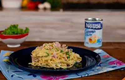 Pasta en Salsa Alfredo Pasta en Salsa Alfredo