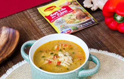 Sopa de Pollo Estilo Oriental Sopa de Pollo Estilo Oriental