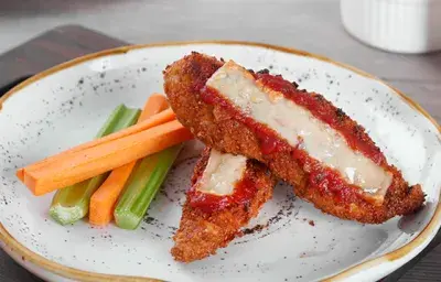 Deditos de Pollo a la Napolitana Deditos de Pollo a la Napolitana