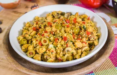 Cuscús con pollo Cuscús con pollo