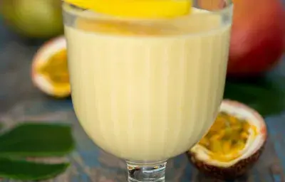 Batido de Maracuyá con Mango Batido de Maracuyá con Mango