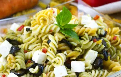 Ensalada de pasta a la griega Ensalada de pasta a la griega
