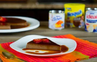 Flan de Chocolate NESQUIK Flan de Chocolate NESQUIK