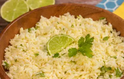 Arroz con cilantro y limón Arroz con cilantro y limón