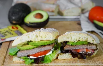 Panini de carne en freidora de aire Panini de carne en freidora de aire