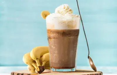 BANANA MOCHA SHAKE BANANA MOCHA SHAKE