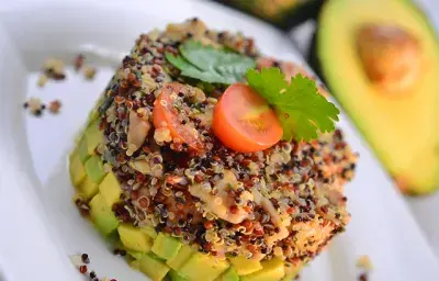 Timbal de quinoa con pollo Timbal de quinoa con pollo