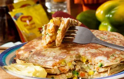 Pancakes caseros con vegetales Pancakes caseros con vegetales
