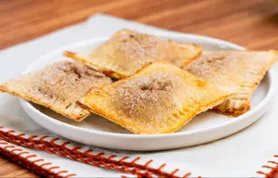Pastelito de Manzana con Pan