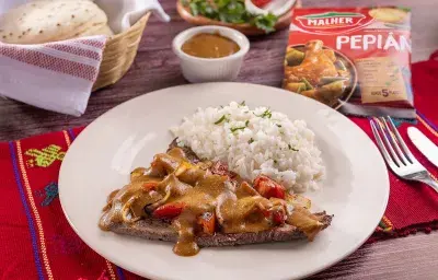 Bistec con Salsa de Pepián