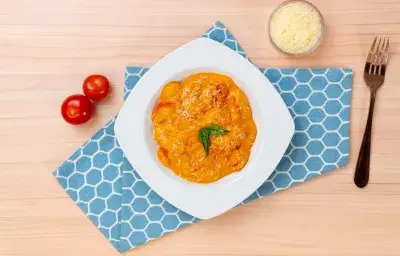 Gnocchis con tomates confitados