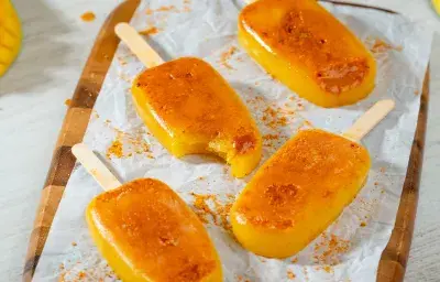 Paletas de Mango con Chile