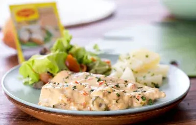 Pechuga de Pollo en Salsa de Queso y Jalapeño