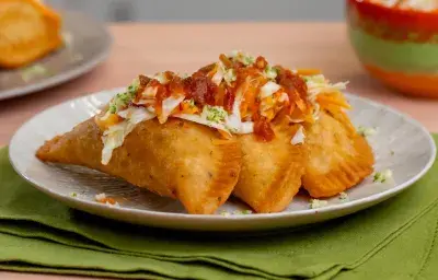 Sabores Chapines - Dobladitas de Pollo Sabores Chapines - Dobladitas de Pollo