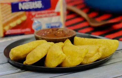 Empanadas con Jamón y Queso