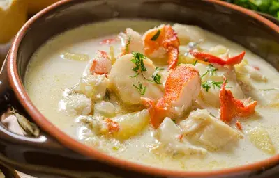 Crema de almejas, camarones y hongos Crema de almejas, camarones y hongos