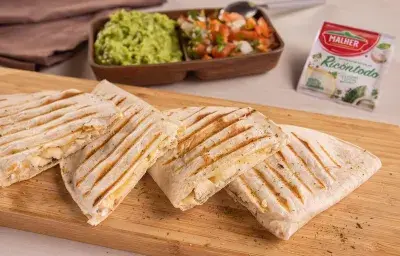 Quesadilla de Pollo Quesadilla de Pollo