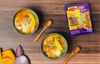 Sopa Fuego con Fideos, Pollo y Limón