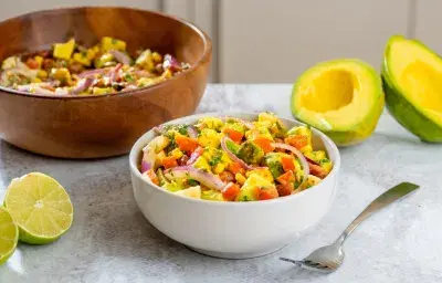 Ensalada Fría de Aguacate Ensalada Fría de Aguacate