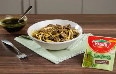 Pasta con carne y Chimichurri Pasta con carne y Chimichurri
