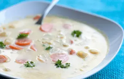 Crema de Papa y Tocino con vegetales