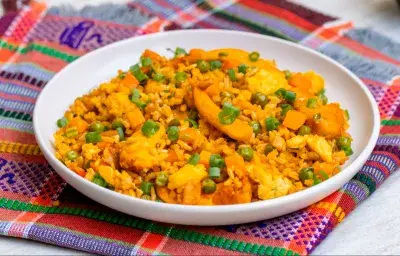 Arroz Frito Sabor y Color