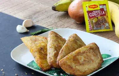 Empanadas de plátano con Frijoles Empanadas de plátano con Frijoles
