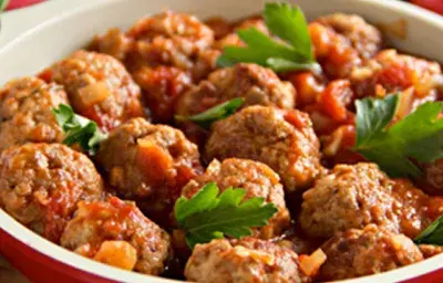 Bolitas de carne en salsa pomodoro Bolitas de carne en salsa pomodoro